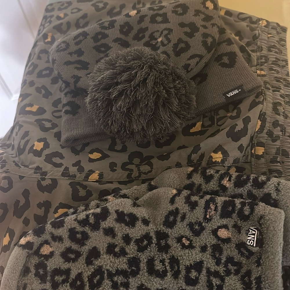 Vans Relaxed fit pants with matching hat and socks.